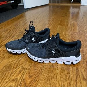 EUC womens ON running cloudswift size 8 🖤